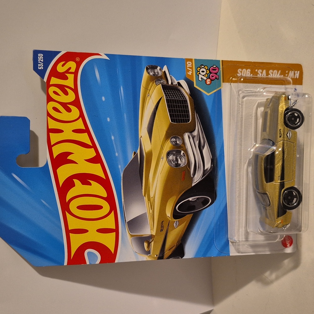D1 hot wheels 70 Chevy Camaro with shipping protector